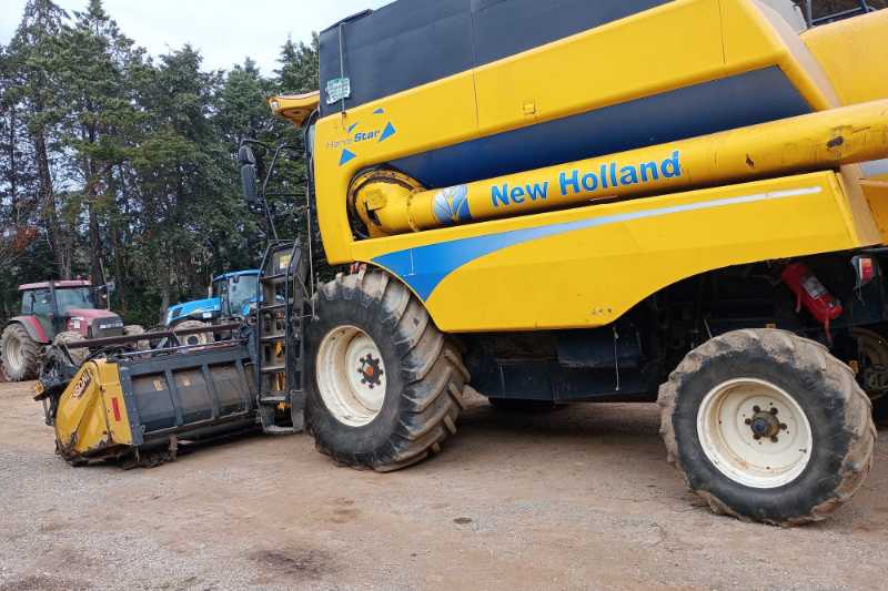 OmecoHub - Immagine NEW HOLLAND CSX7060